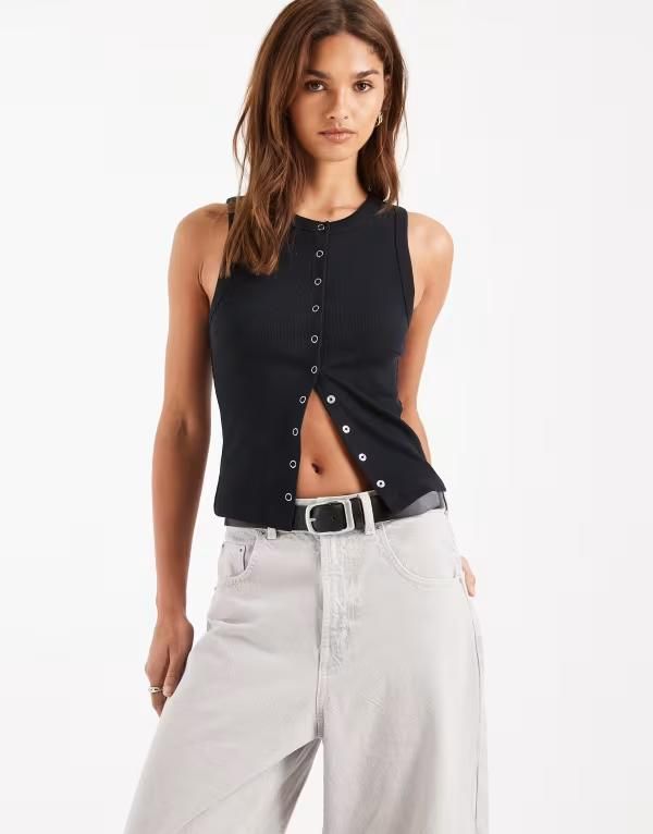エイソス レディース トップス ベスト リブ ASOS DESIGN ribbed snap detail tank top Black ブラック