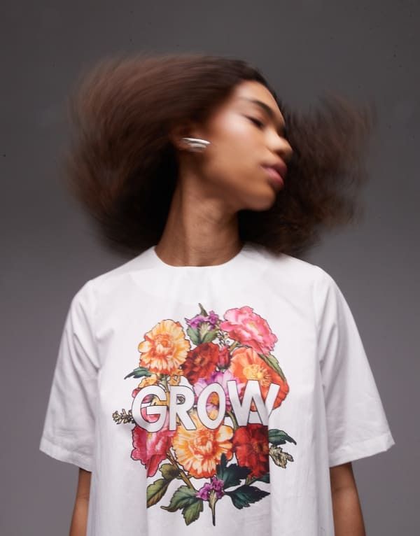 エイソス レディース トップス Tシャツ グラフィック ASOS DESIGN trapeze graphic Tshirt White ホワイト