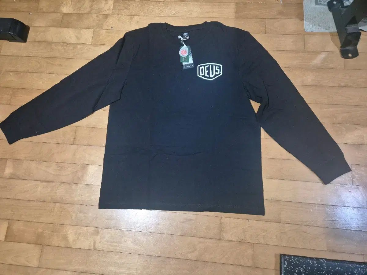 デウスエクスマキナ TOKYO 原宿 LS ブラック XXXL