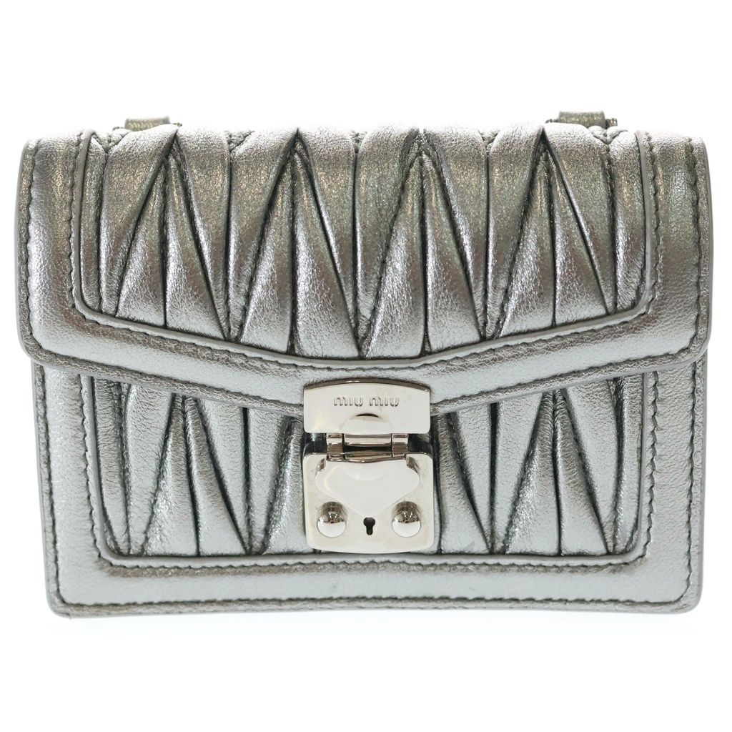 miumiu (ミュウミュウ) マイクロマテラッセ ナッパレザー チェーンショルダーバッグ ミニバッグ シルバー レザー シルバー金具