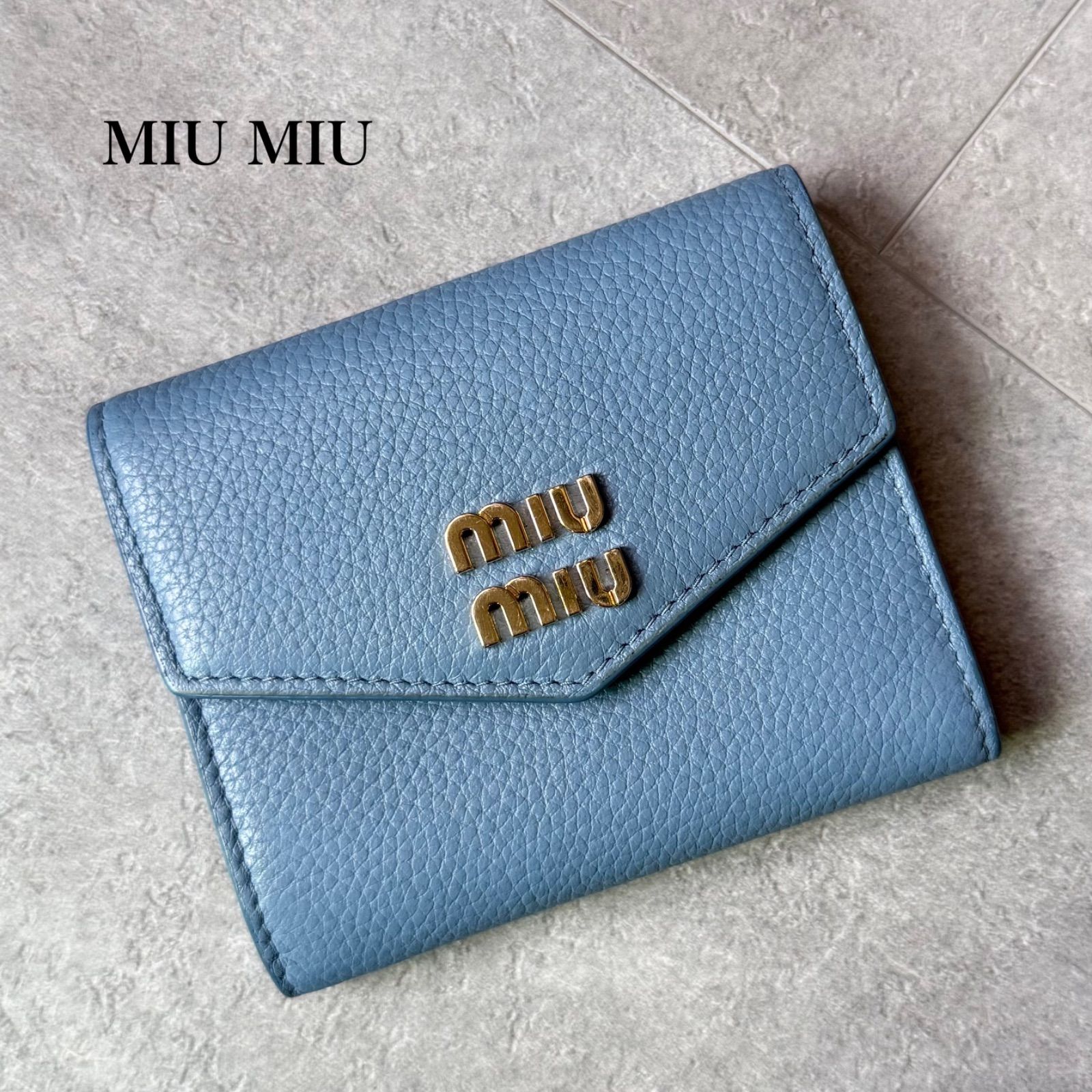 極美品 miumiu ミュウミュウ マドラス レザー カードケース コインケース ミニ財布 ロゴ ブルー ゴールド金具　5MF031