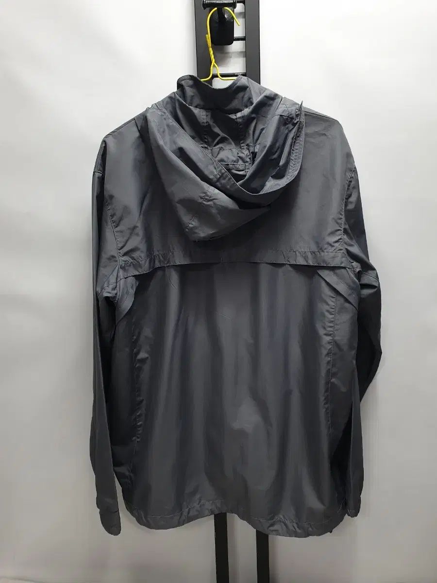 ナイキ ACG ウィンドブレーカー ジャケット チャコール グレー M ナイキ ACG ウィンドブレーカー ジャケット チャコール グレー M