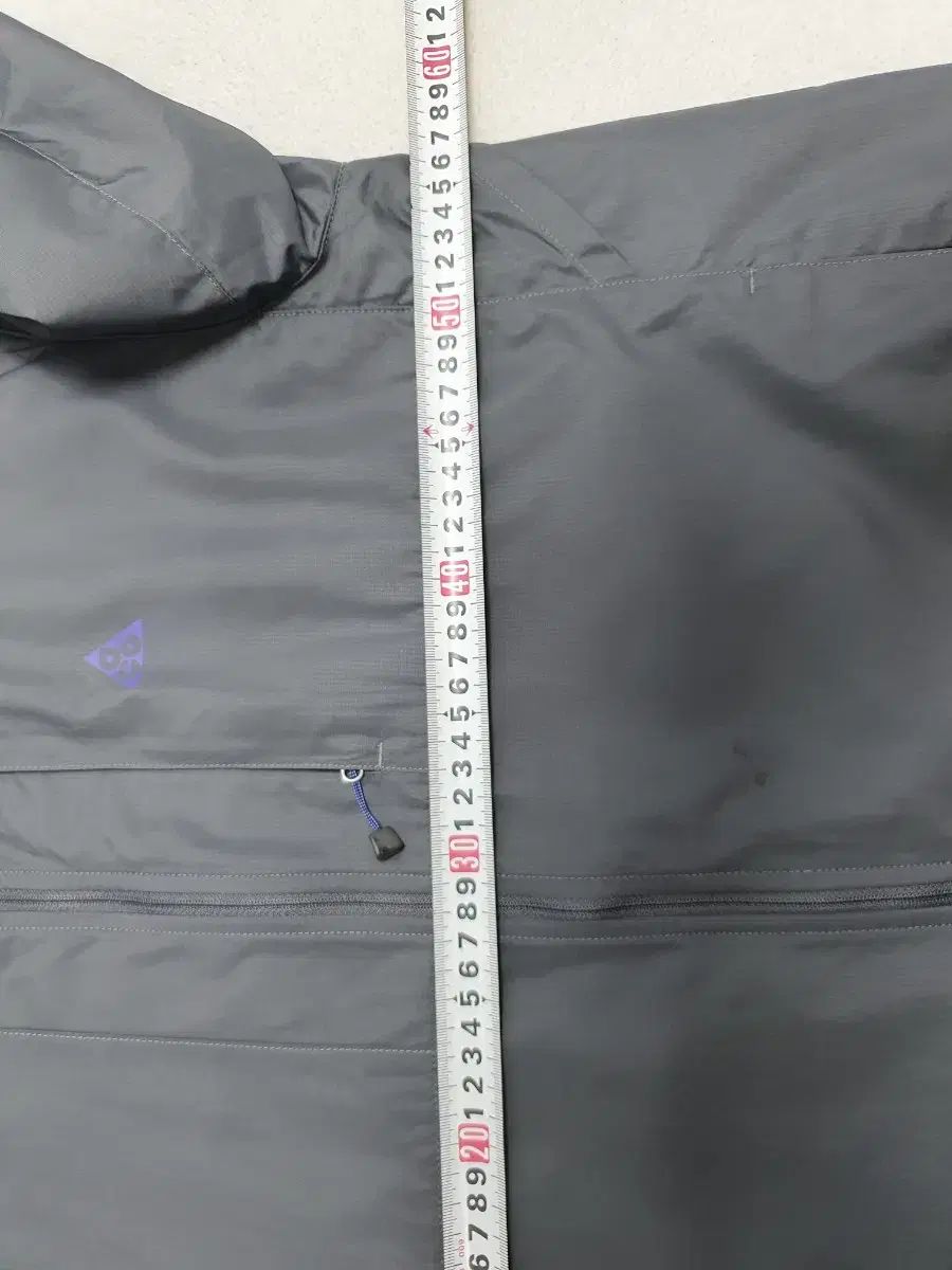 ナイキ ACG ウィンドブレーカー ジャケット チャコール グレー M ナイキ ACG ウィンドブレーカー ジャケット チャコール グレー M