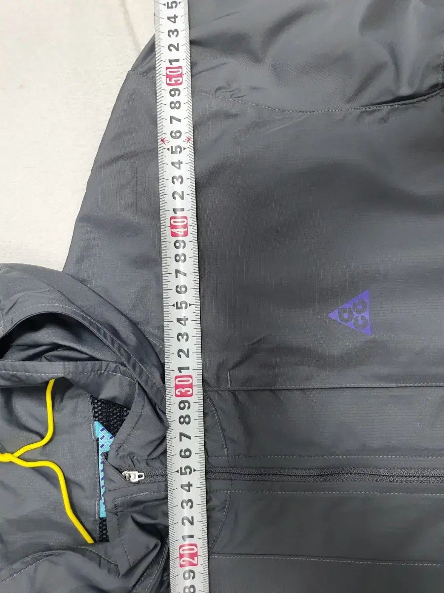 ナイキ ACG ウィンドブレーカー ジャケット チャコール グレー M ナイキ ACG ウィンドブレーカー ジャケット チャコール グレー M