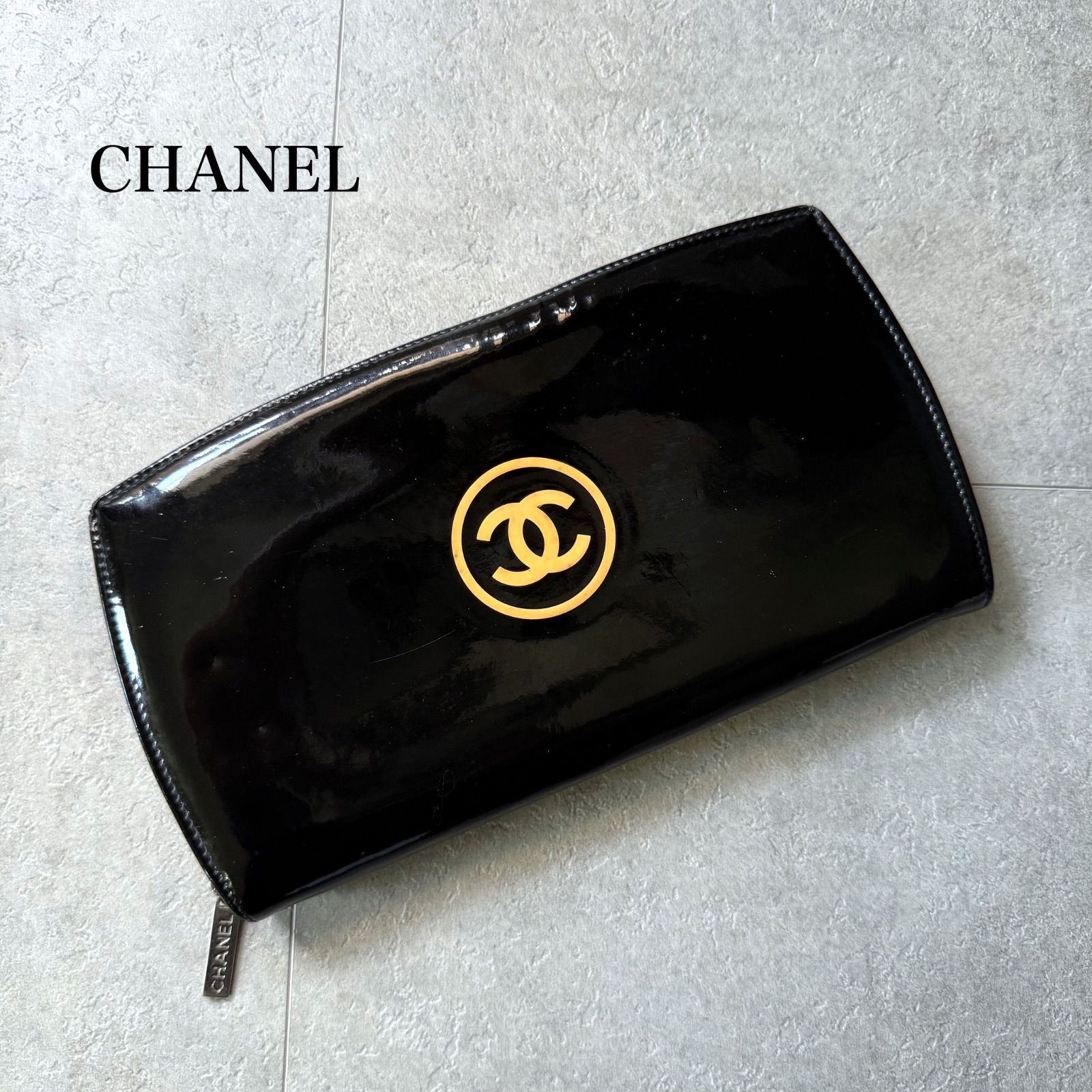 CHANEL シャネル ココマーク CC ラウンドファスナー長財布 ブラック エナメル