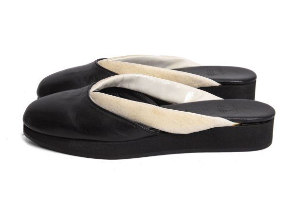 ヨウジヤマモト ファムYohji Yamamoto FEMME スウェード鼻緒デザインフラットサンダル 黒オフ5(23.5cm位)
