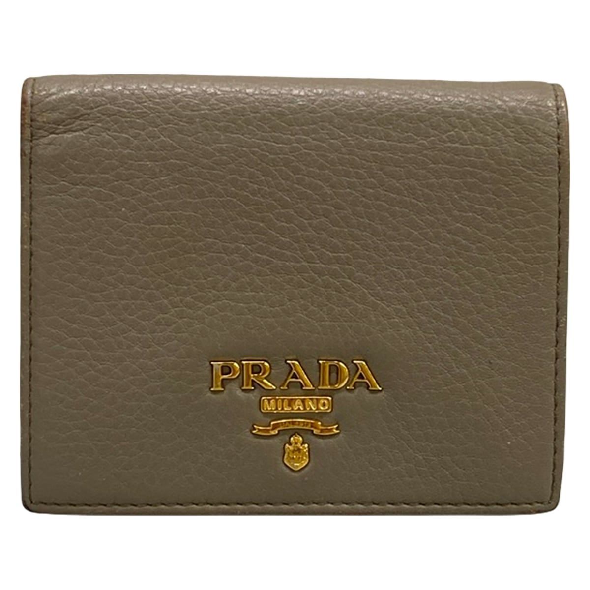 PRADA(プラダ) 2つ折り財布 - グレーベージュ レザー - メルカリ
