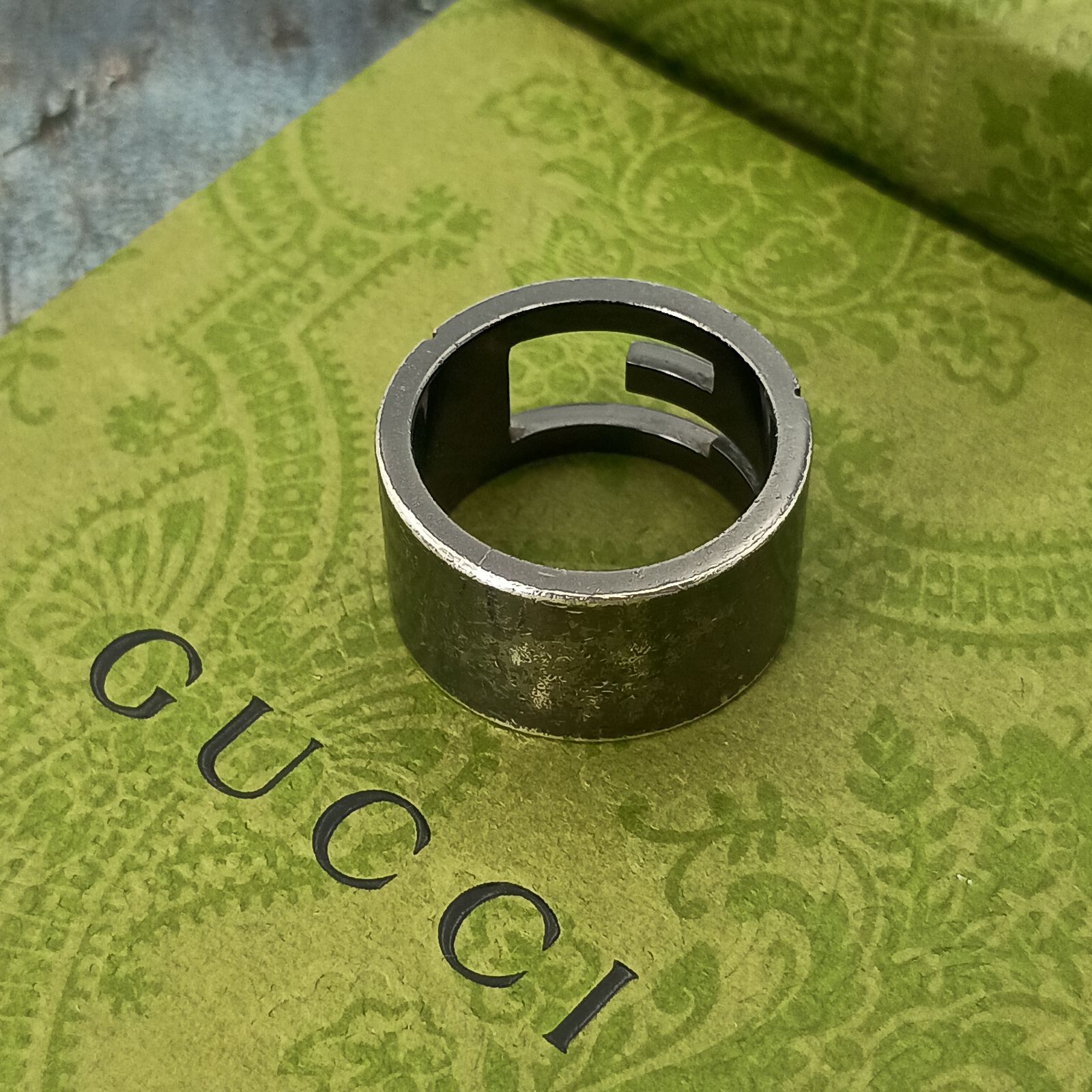 GUCCI 　グッチ 　17号　ブラック　Gカット　ブランデッドG　リング　指輪　 表記18号 メンズ 　Gロゴ　シルバー925　 ヴィンテージ