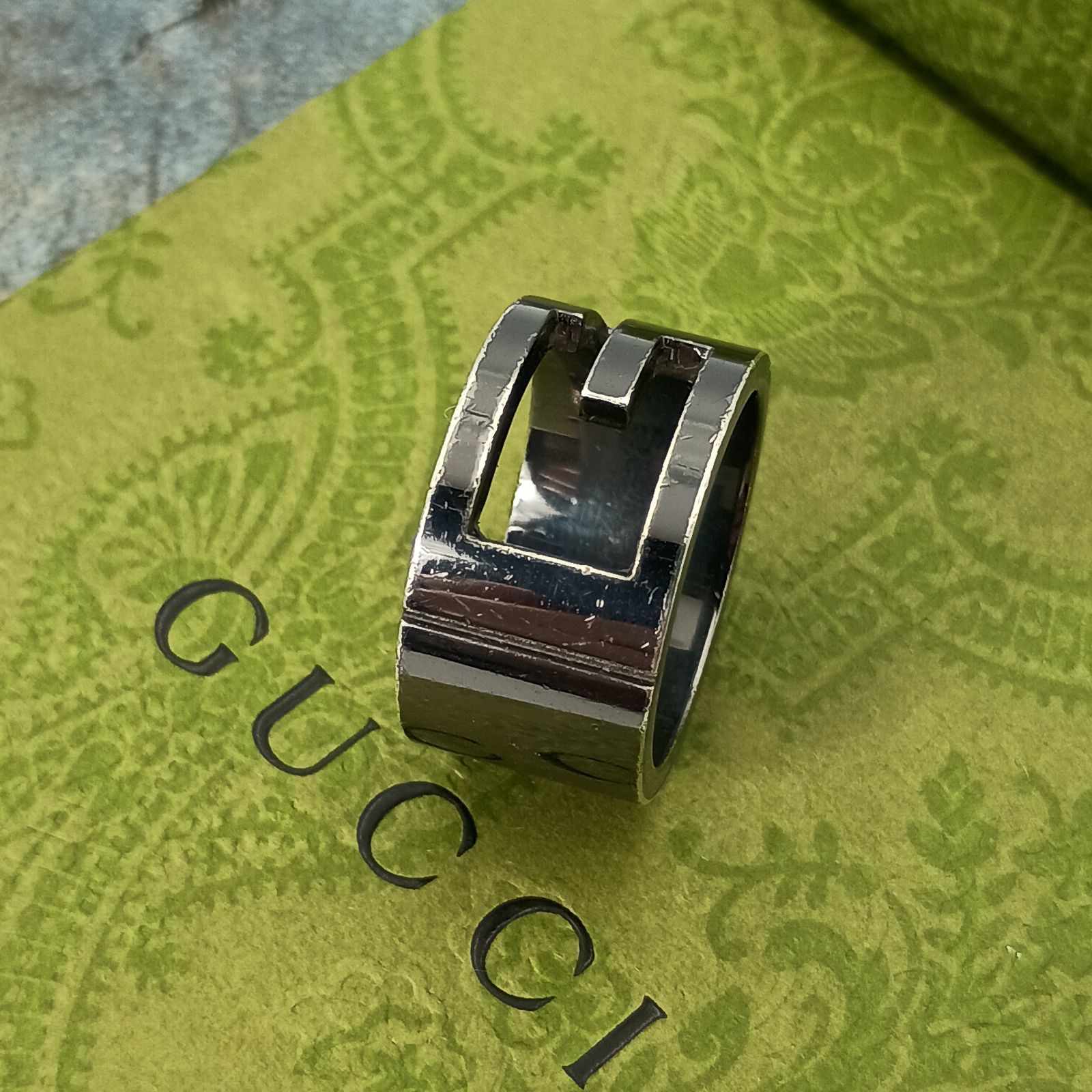 GUCCI 　グッチ 　17号　ブラック　Gカット　ブランデッドG　リング　指輪　 表記18号 メンズ 　Gロゴ　シルバー925　 ヴィンテージ
