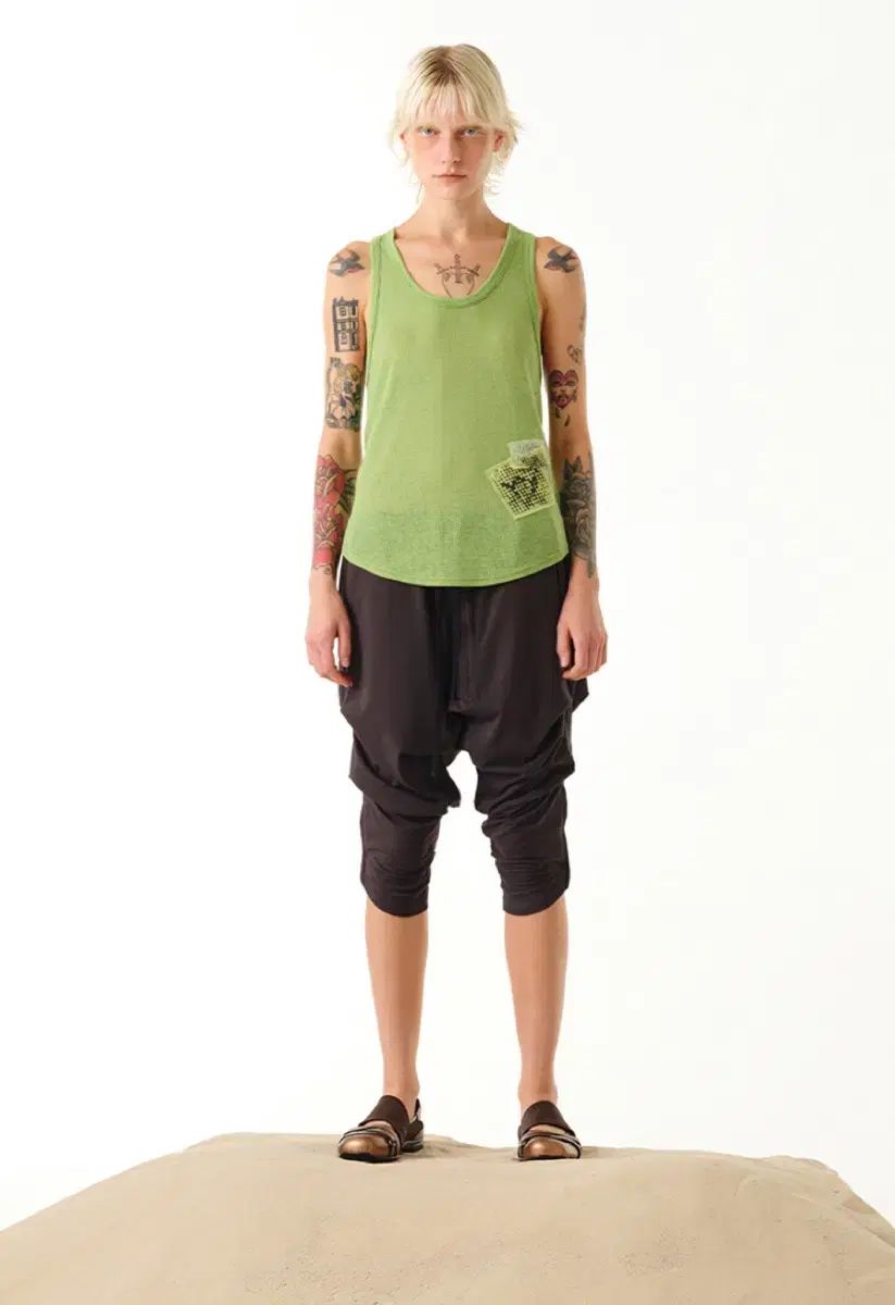 新品) Open YY オープンワイワイ GATHERED SAROUEL SHORTS
