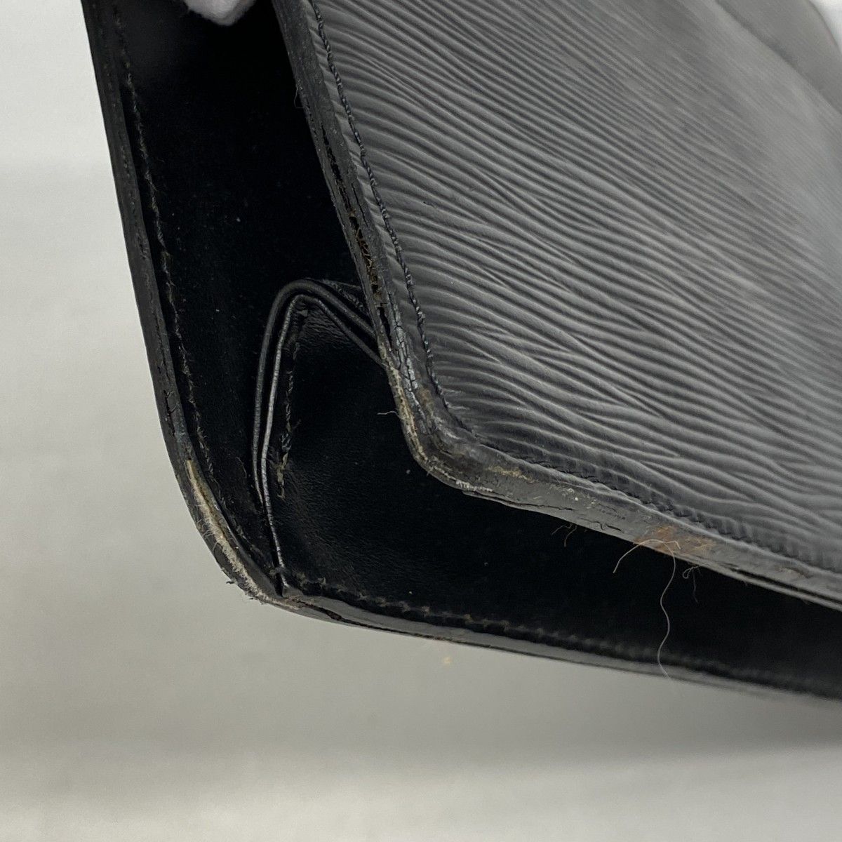 【6ec1817-k】ルイヴィトン クラッチバッグ エピ ポシェットオム M52522 ノワール【中古】メンズ 【6ec1817-k】ルイヴィトン クラッチバッグ エピ ポシェットオム M52522 ノワール【中古】メンズ