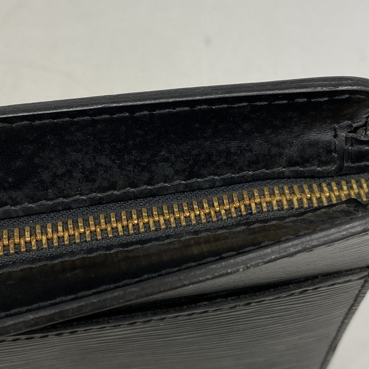 【6ec1817-k】ルイヴィトン クラッチバッグ エピ ポシェットオム M52522 ノワール【中古】メンズ 【6ec1817-k】ルイヴィトン クラッチバッグ エピ ポシェットオム M52522 ノワール【中古】メンズ