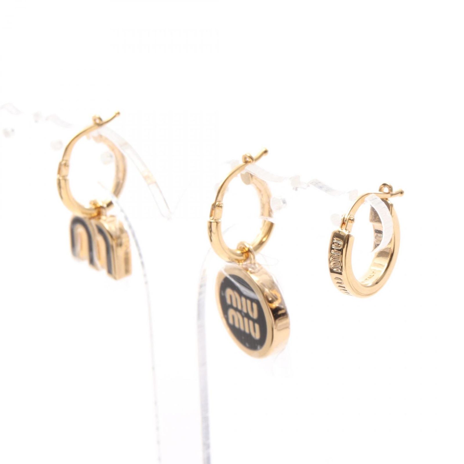 Miu Miu ミュウ ミュウ エナメルメタル 3点セット ピアス Miu Miu ミュウ ミュウ エナメルメタル 3点セット ピアス
