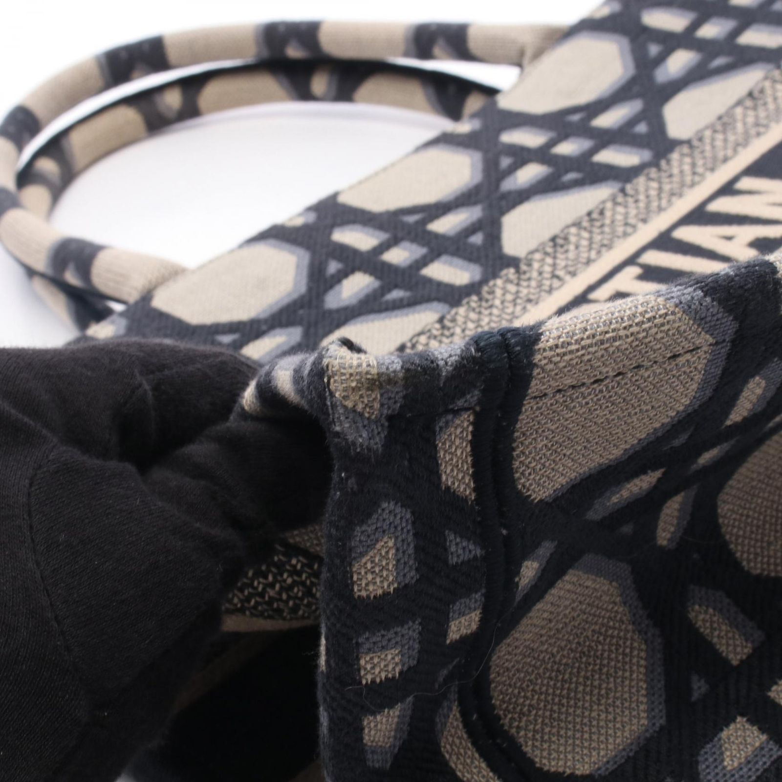 Dior ディオール BOOK TOTE ブックトート ミディアム トートバッグ Dior ディオール BOOK TOTE ブックトート ミディアム トートバッグ