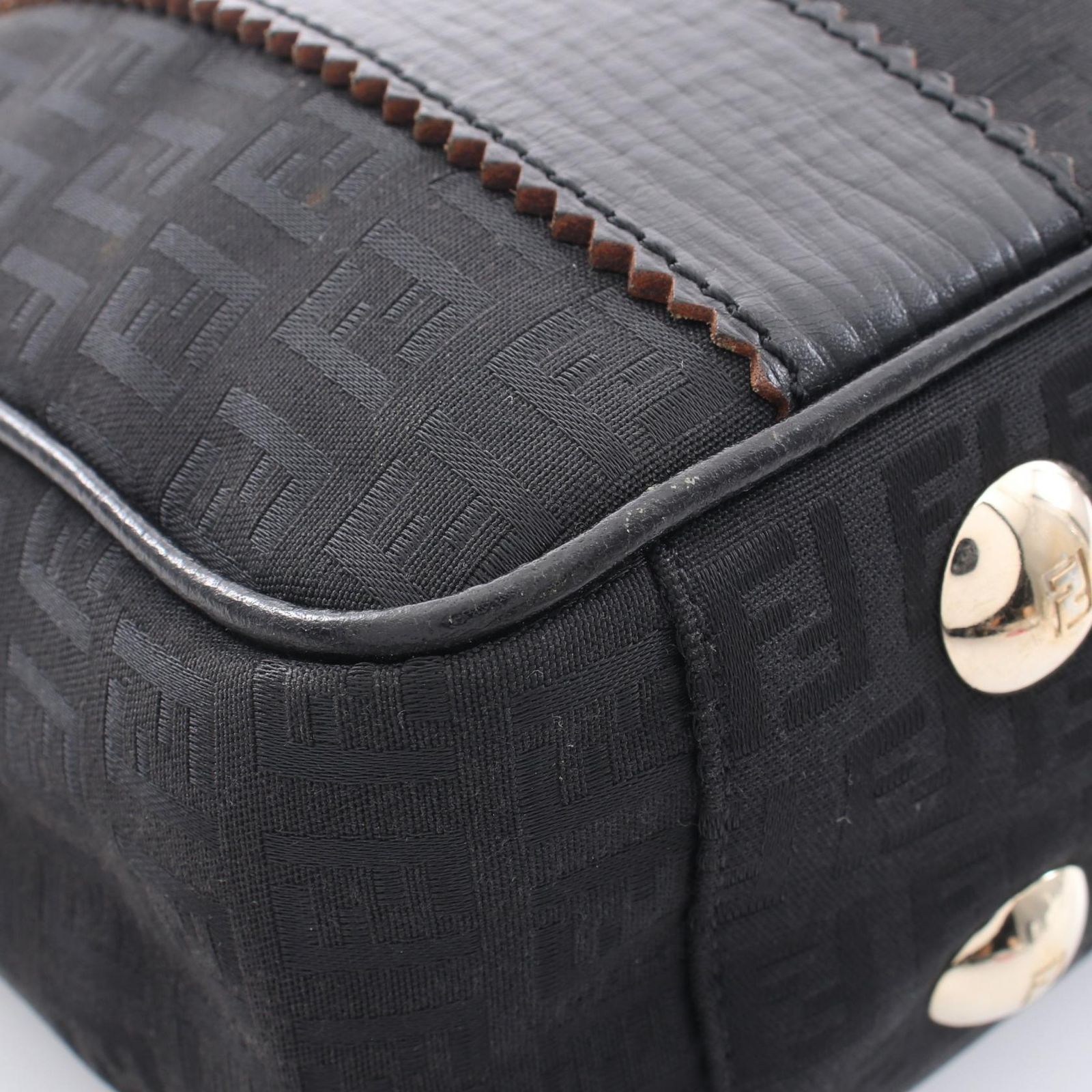 FENDI フェンディ ズッキーノ トートバッグ FENDI フェンディ ズッキーノ トートバッグ
