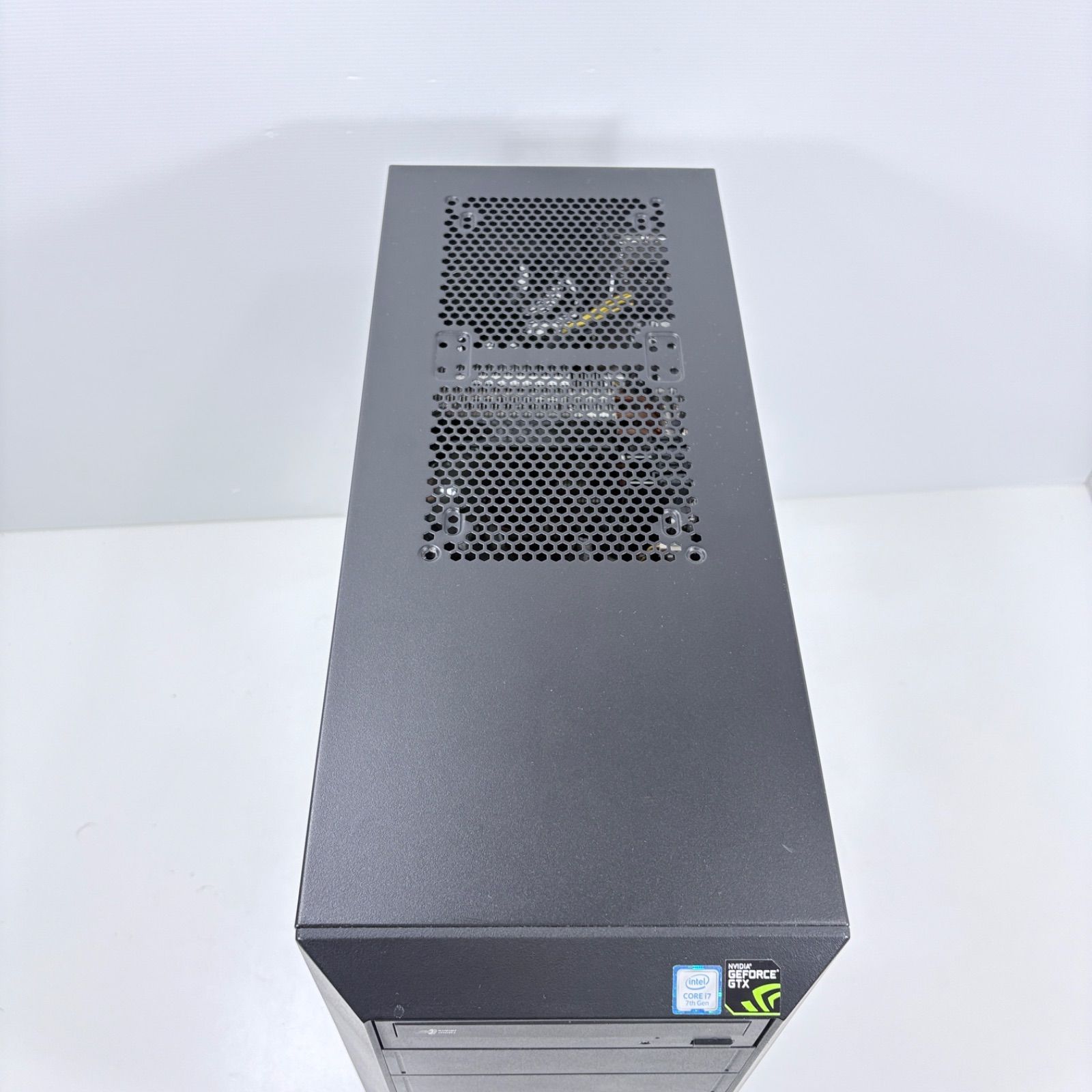 ゲーミングPC i7 7700K GTX1070 SSD525GB Apex PUBG快適 - メルカリ