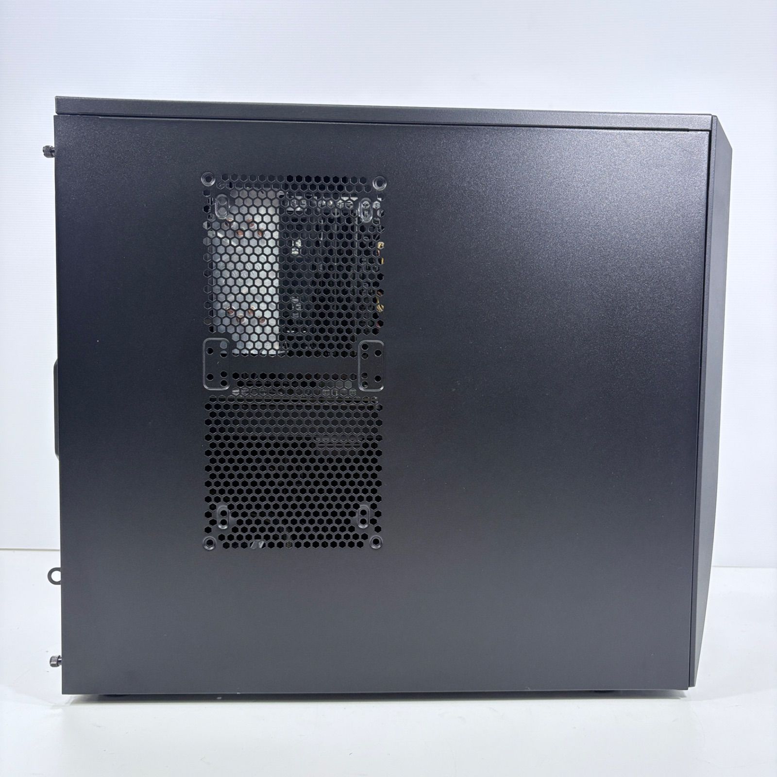 ゲーミングPC i7 7700K GTX1070 SSD525GB Apex PUBG快適 - メルカリ