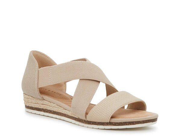 ケリー＆ケイティ レディース シューズ サンダル Kelly Katie Veeno Espadrille Wedge Sandal Beige ベージュ