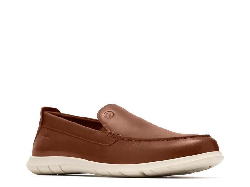 クラークス メンズ シューズ スリッポン・ローファー Clarks Flexway Step SlipOn Dark Tan Leather タン