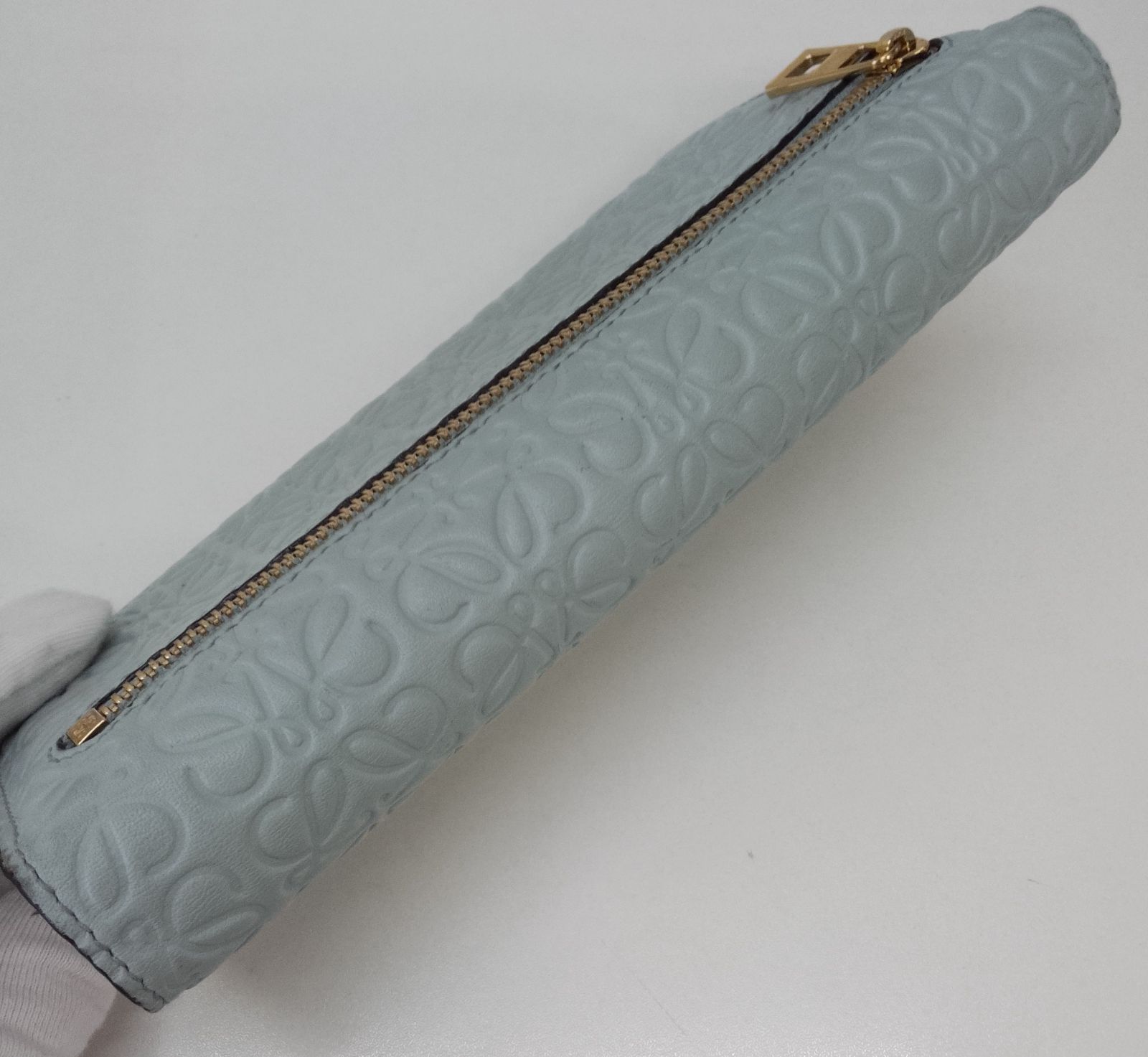 ARC09 ロエベ 極美品 リピートアナグラム フラップ長財布 ゴールド金具 