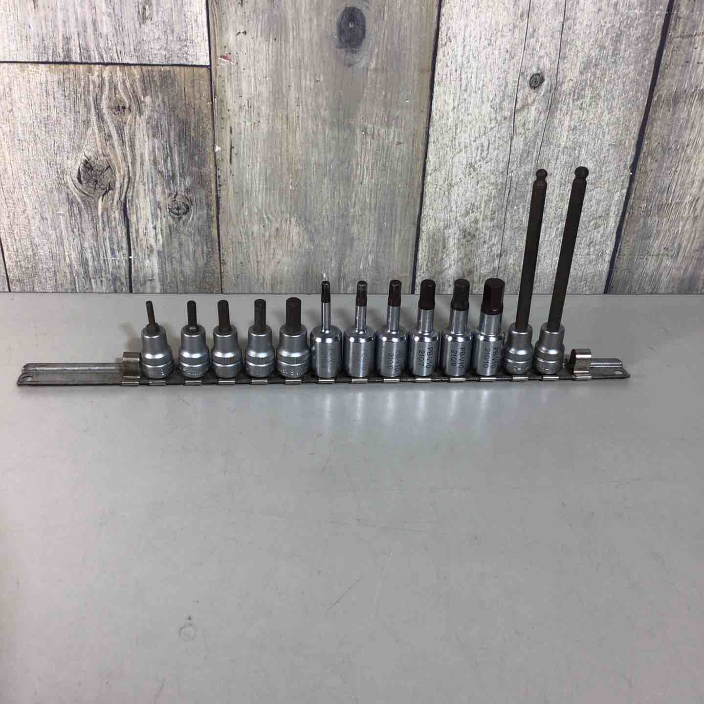 KTC ケーティーシー 工具 ハンドツール ツールセット シルバー