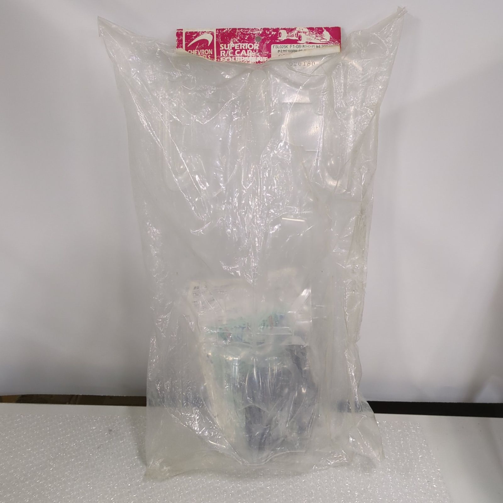 D9929】（未開封品）シェブロンモデルズ F1-08 黒ウイング タミヤ F103
