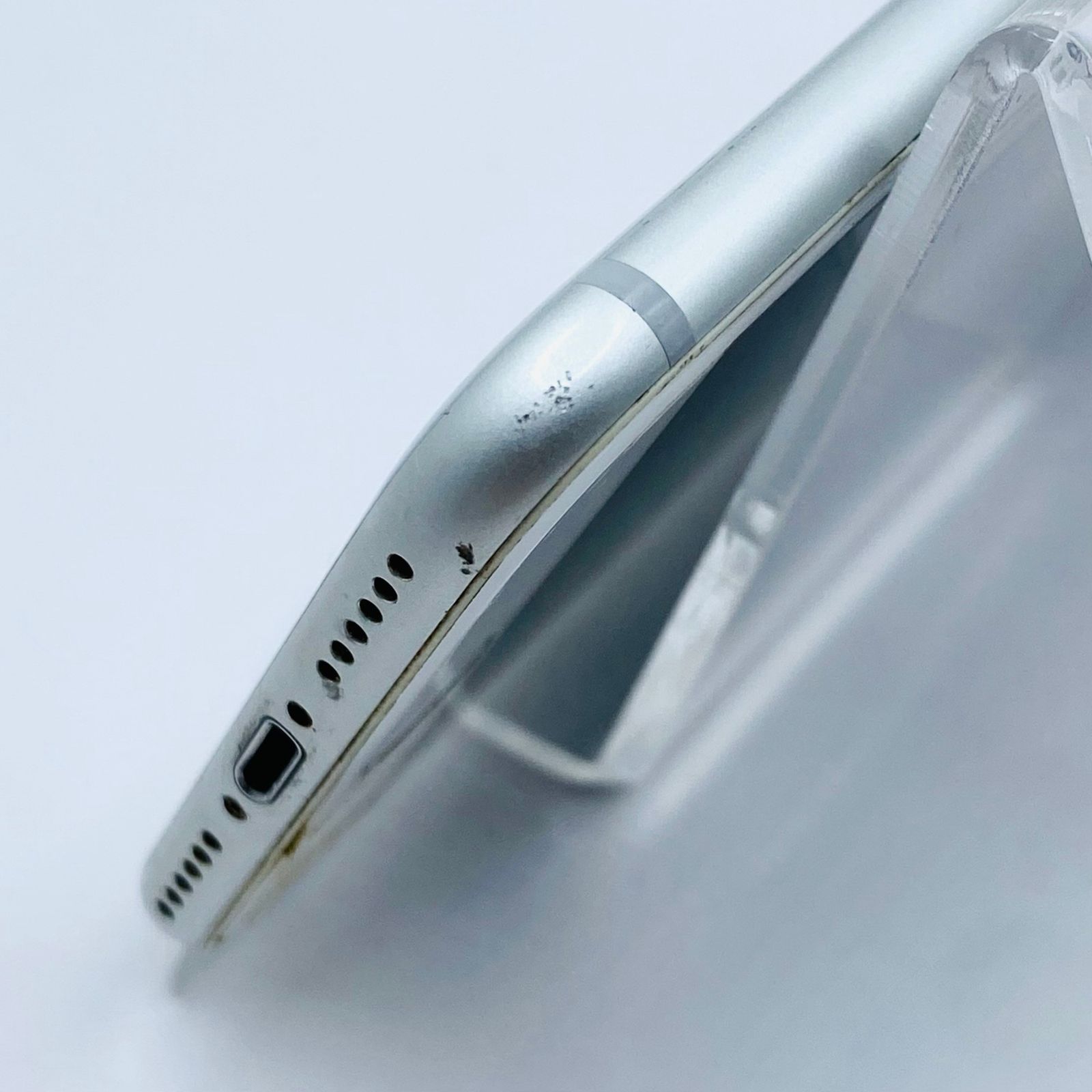 iPhone 8 64GB シルバー SIMフリー ジャンク - メルカリ