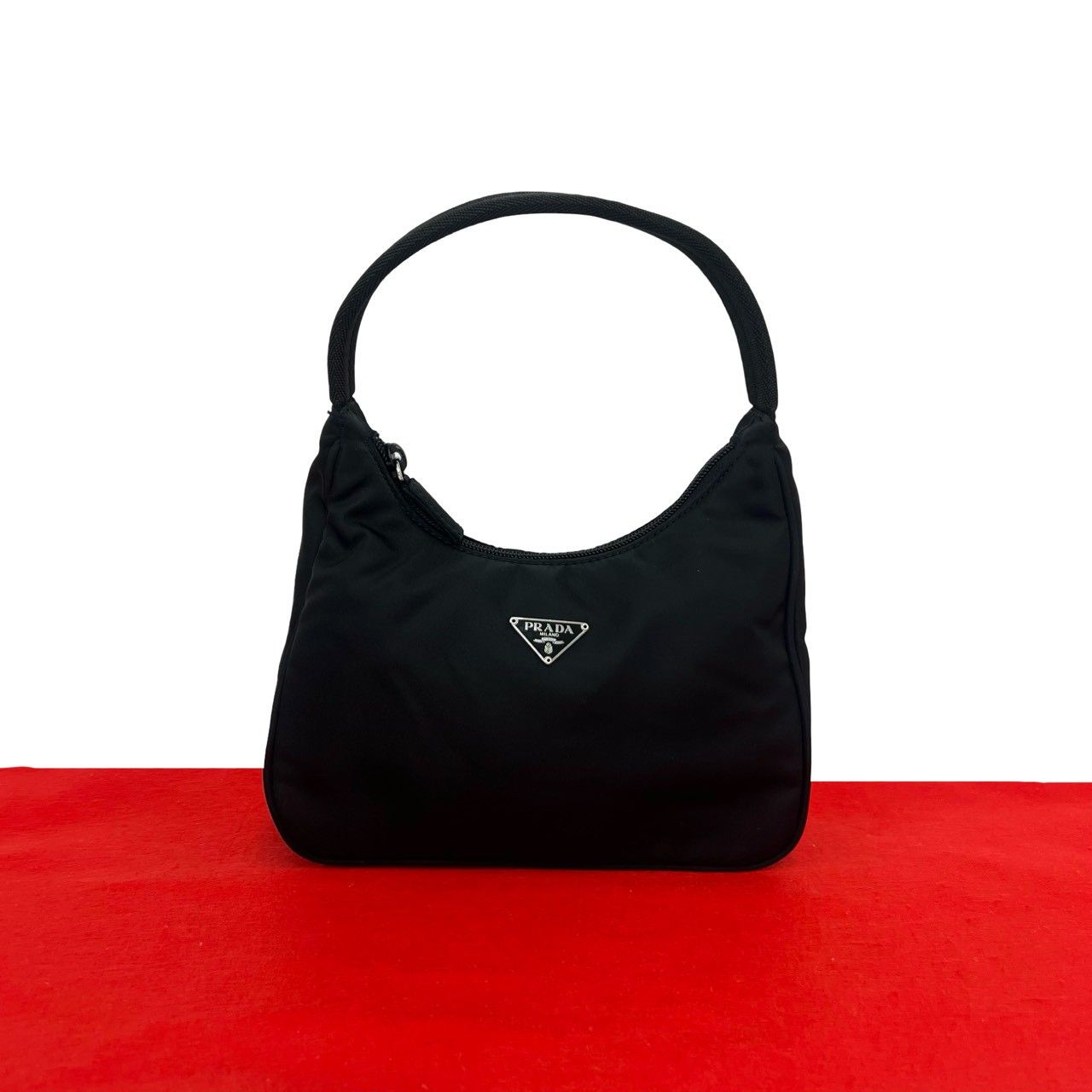 極 美品 PRADA プラダ 三角ロゴ トライアングル ロゴ プレート 金具 テスート ナイロン ミニ ハンドバッグ ポーチ ブラック 黒 55300