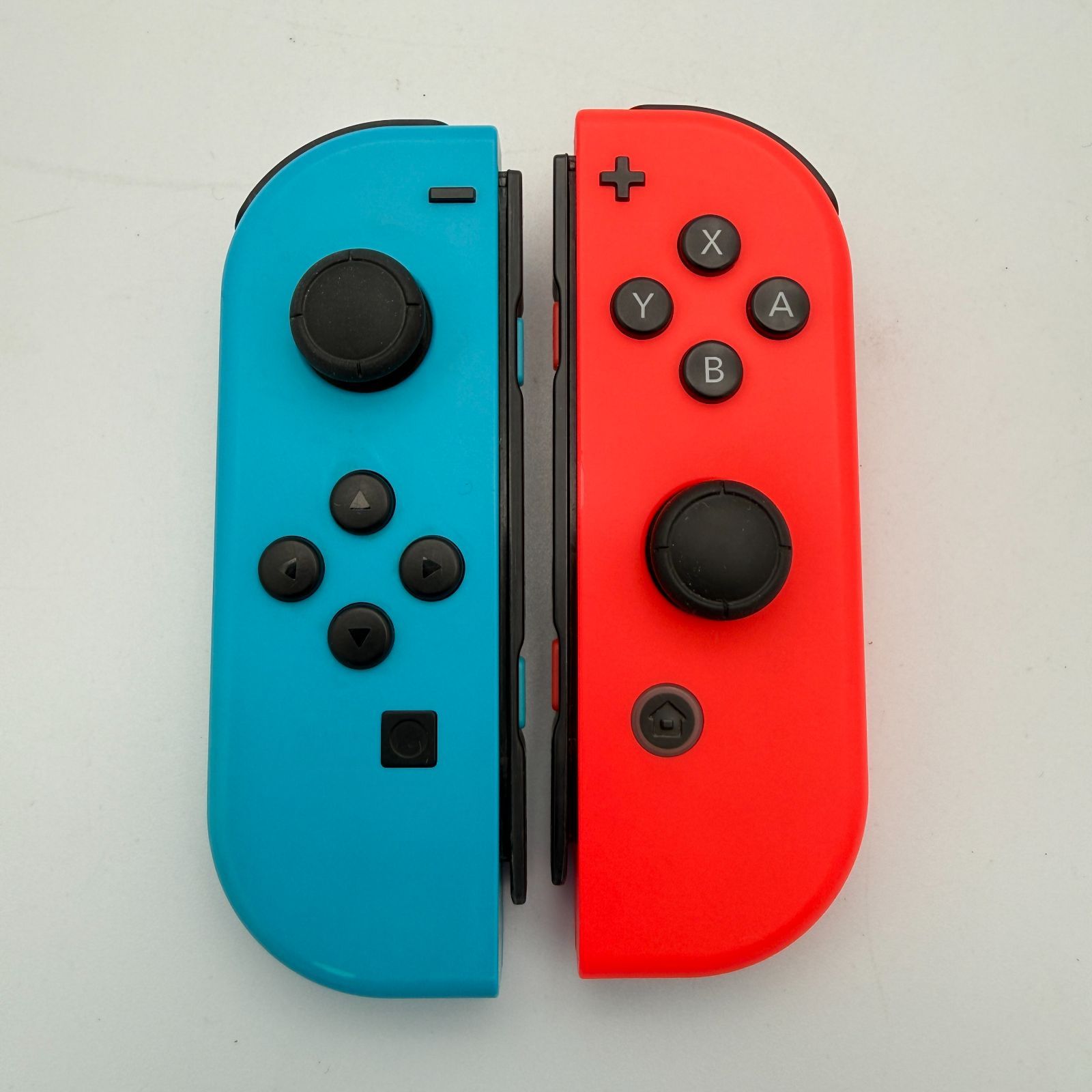 中古・箱、ドック相違】Nintendo Switch 本体 Joy-Con（L）ネオン