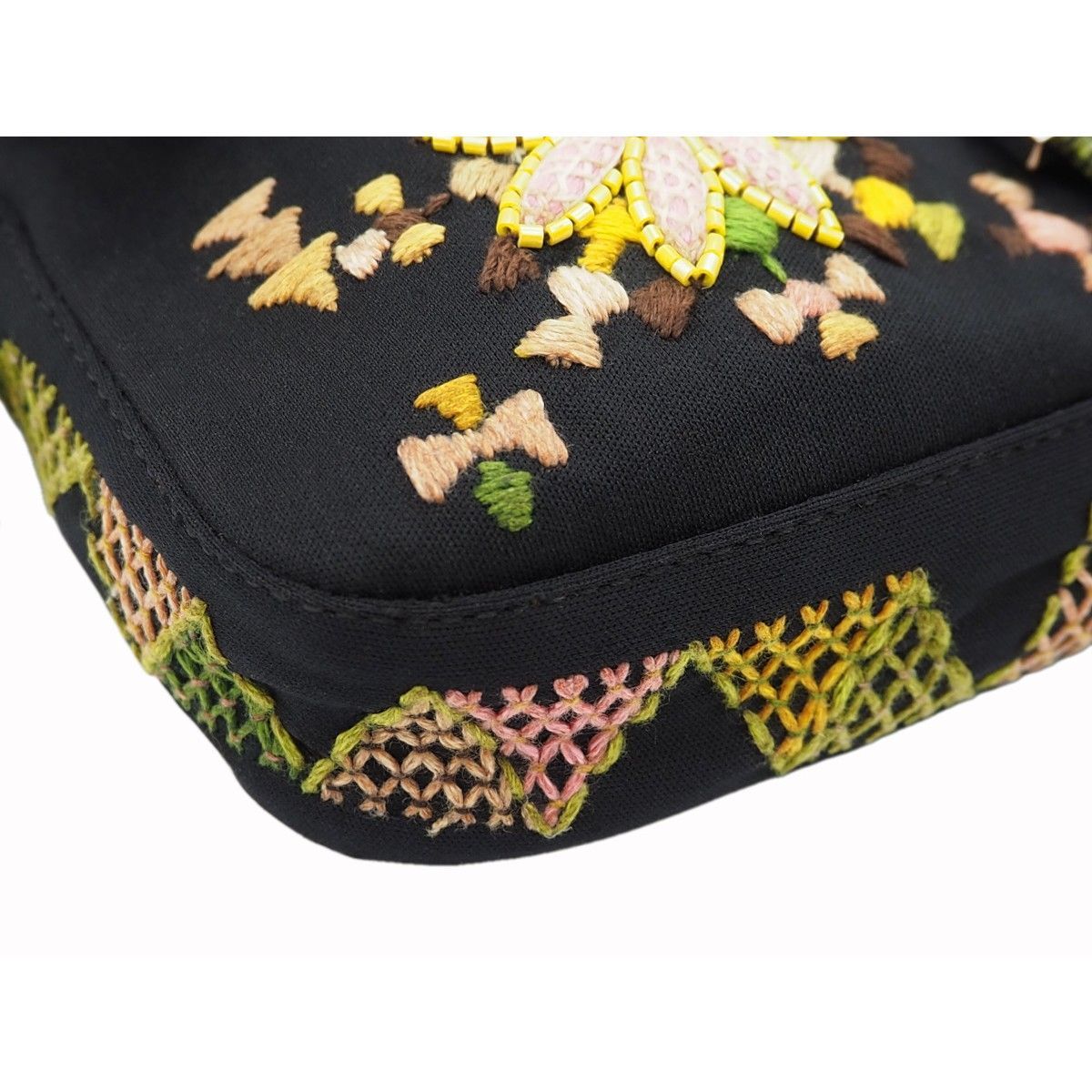 中古】FENDI フェンディ マンマバケット 刺繍 ビーズ刺繍 バッグ 