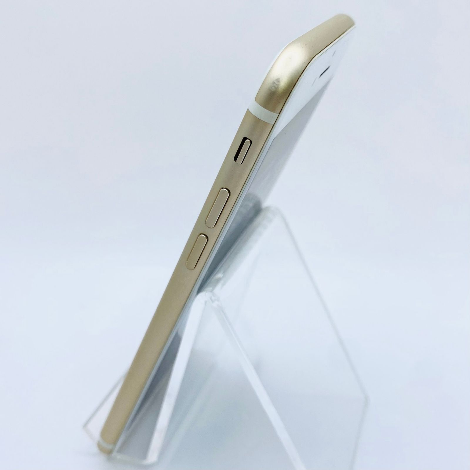 docomo iPhone7 32GB ゴールド MNCG2J/A SIMロック解除済み 利用制限〇