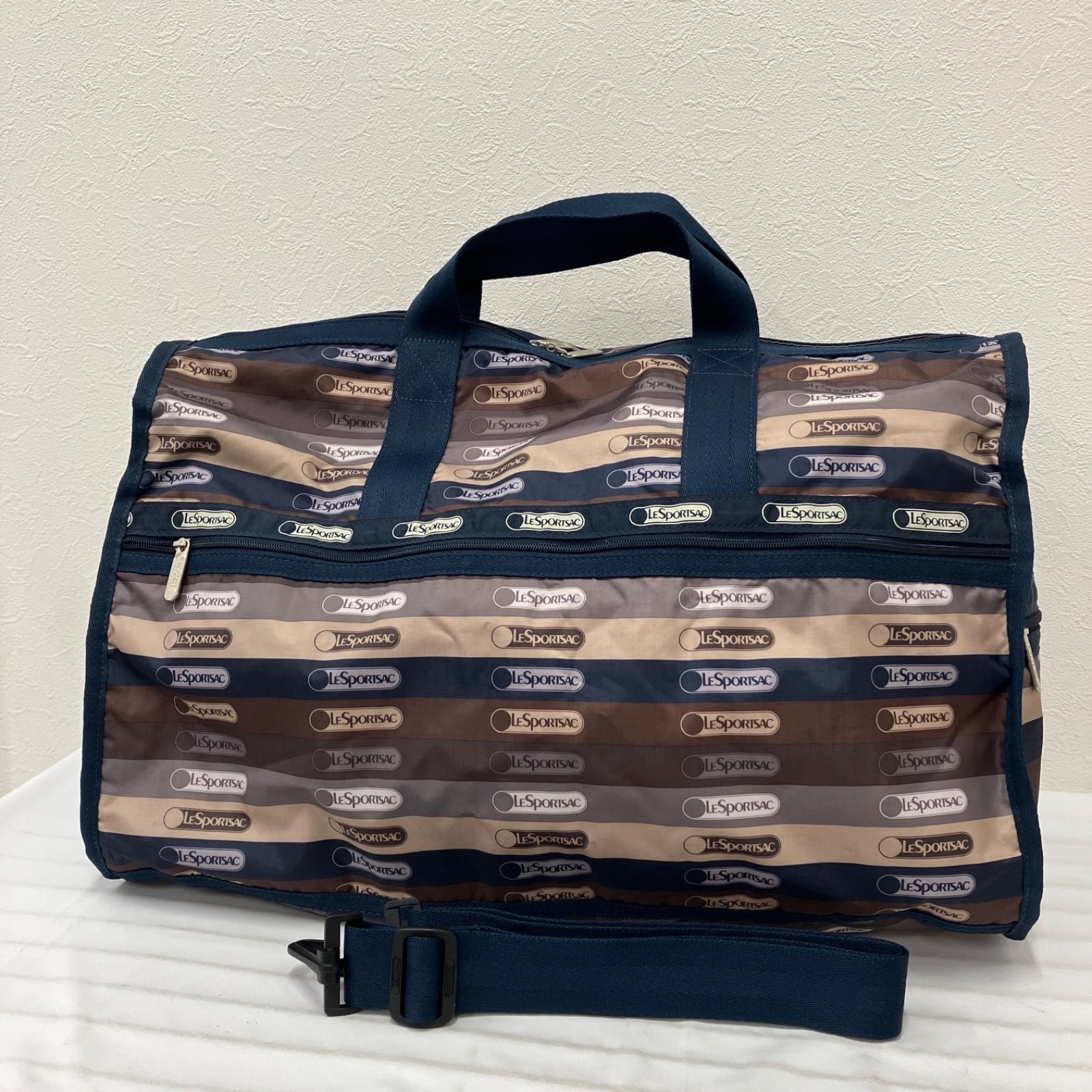 3319 LeSportsac レスポートサック 2way ボストンバッグ 旅行用バッグ トラベルバッグ ロゴ レディース 軽量 シンプル カジュアル 大きめ 大容量 ネイビー ブラウン ベージュ シンプル きれいめ