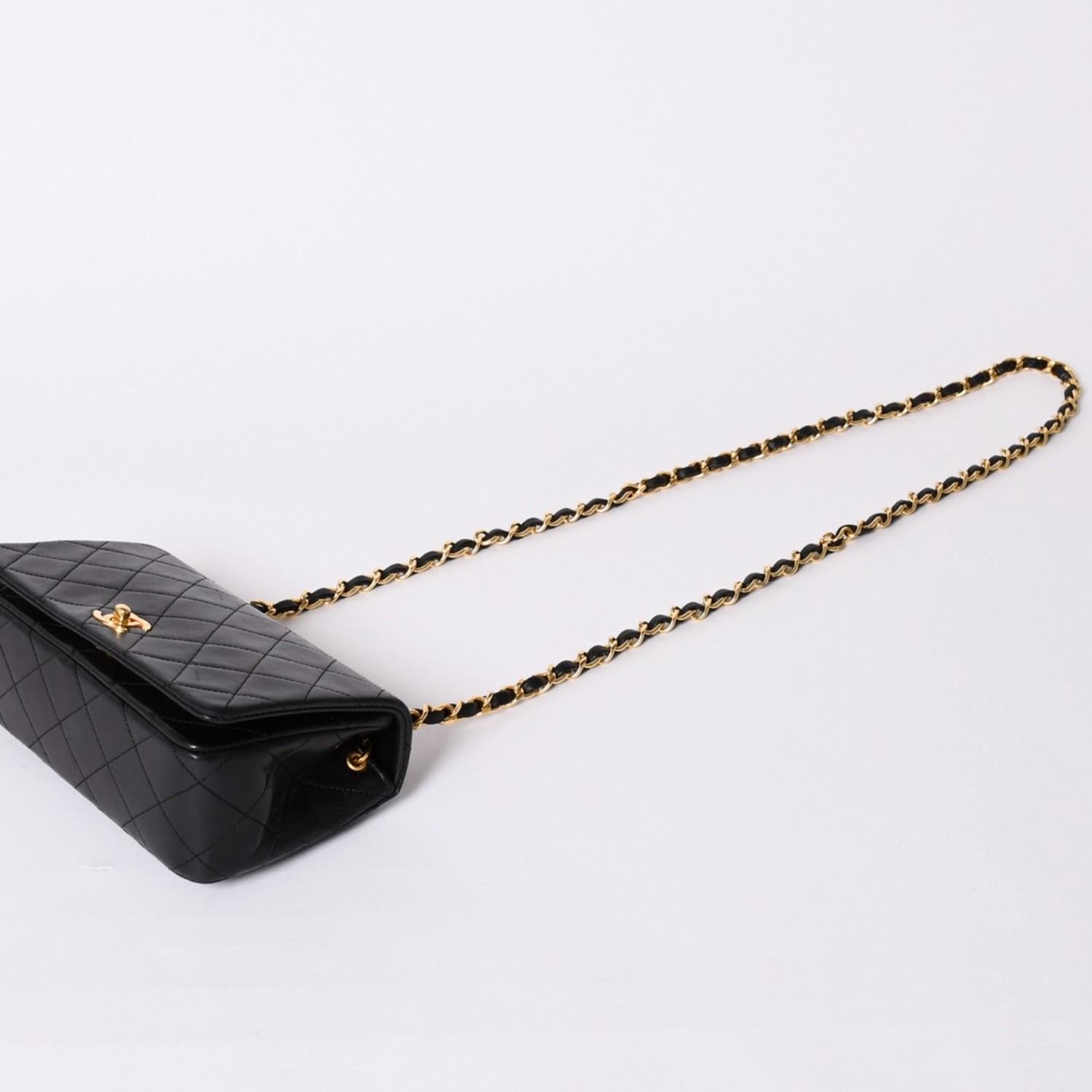 CHANEL シャネル フルフラップ ミニマトラッセ19 Sチェーンショルダー