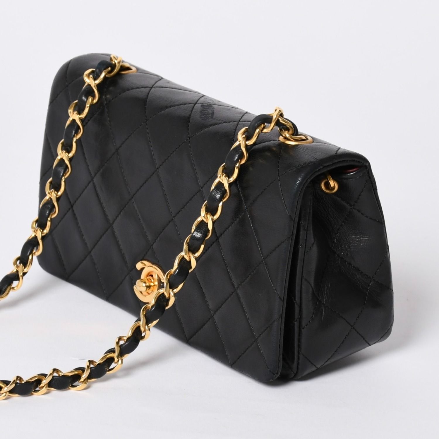 CHANEL シャネル フルフラップ ミニマトラッセ19 Sチェーンショルダー 