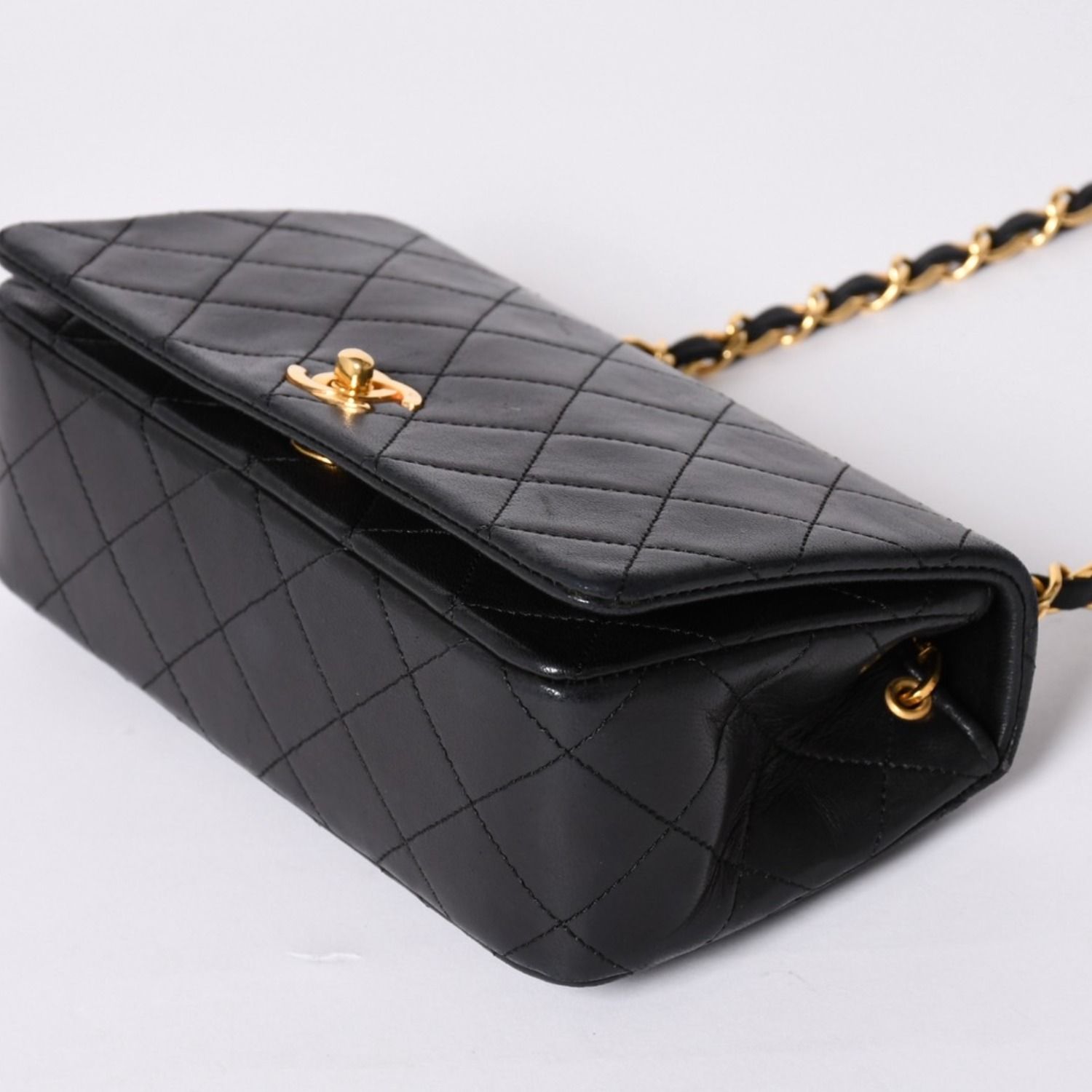 CHANEL シャネル フルフラップ ミニマトラッセ19 Sチェーンショルダー 