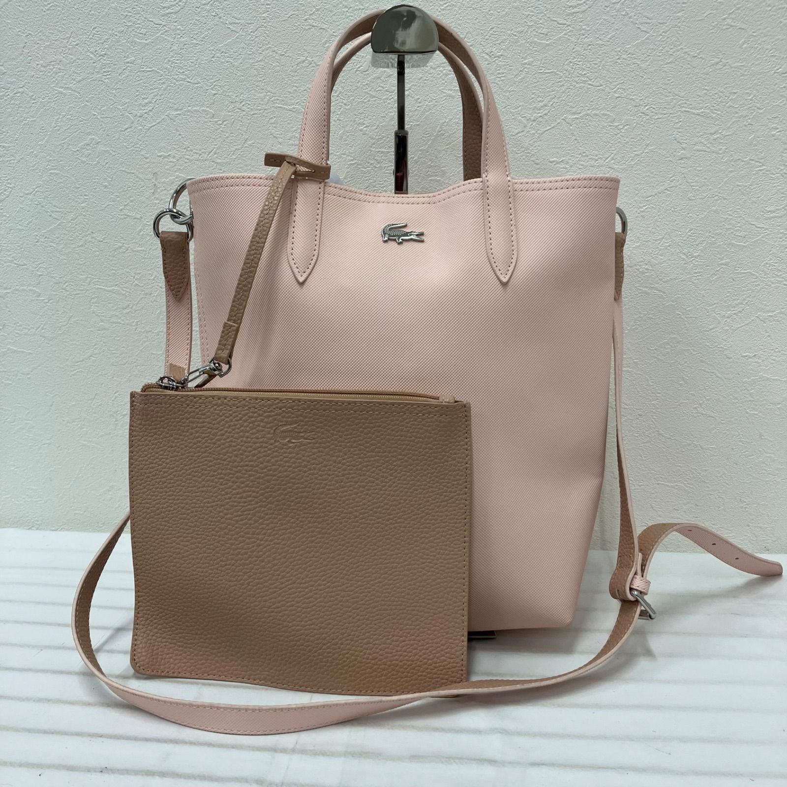 Y3325　LACOSTE　ラコステ　アンナ　ANNA　2way　ショルダーバッグ　ハンドバッグ　トートバッグ　ポーチ付き　ピンク　ピンクベージュ　無地　ライトピンク　ベビーピンク　レディース　シンプル　きれいめ　カジュアル