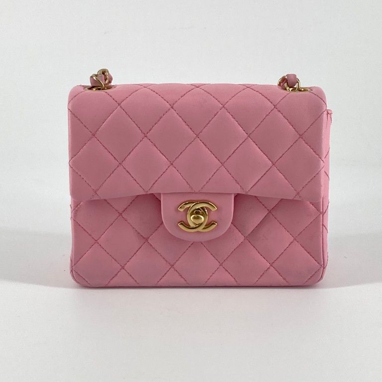 CHANEL（シャネル）　ミニ　マトラッセ　A35200　8番台　チェーン　ショルダーバッグ　ピンク