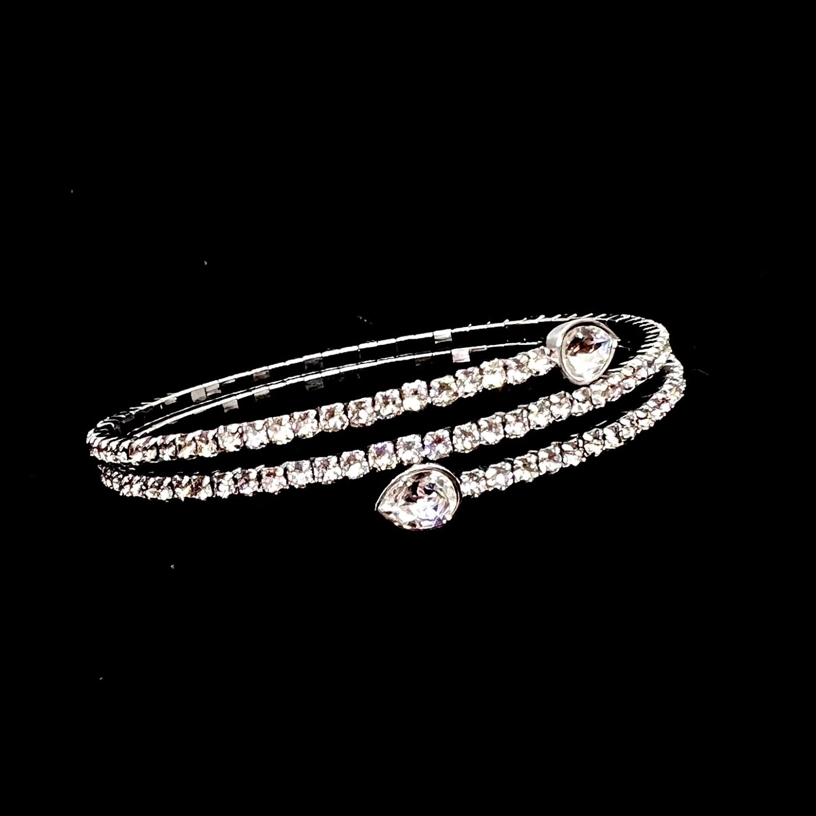 美品☆ SWAROVSKI スワロフスキー Twisty Drop ツイスティ ドロップ 