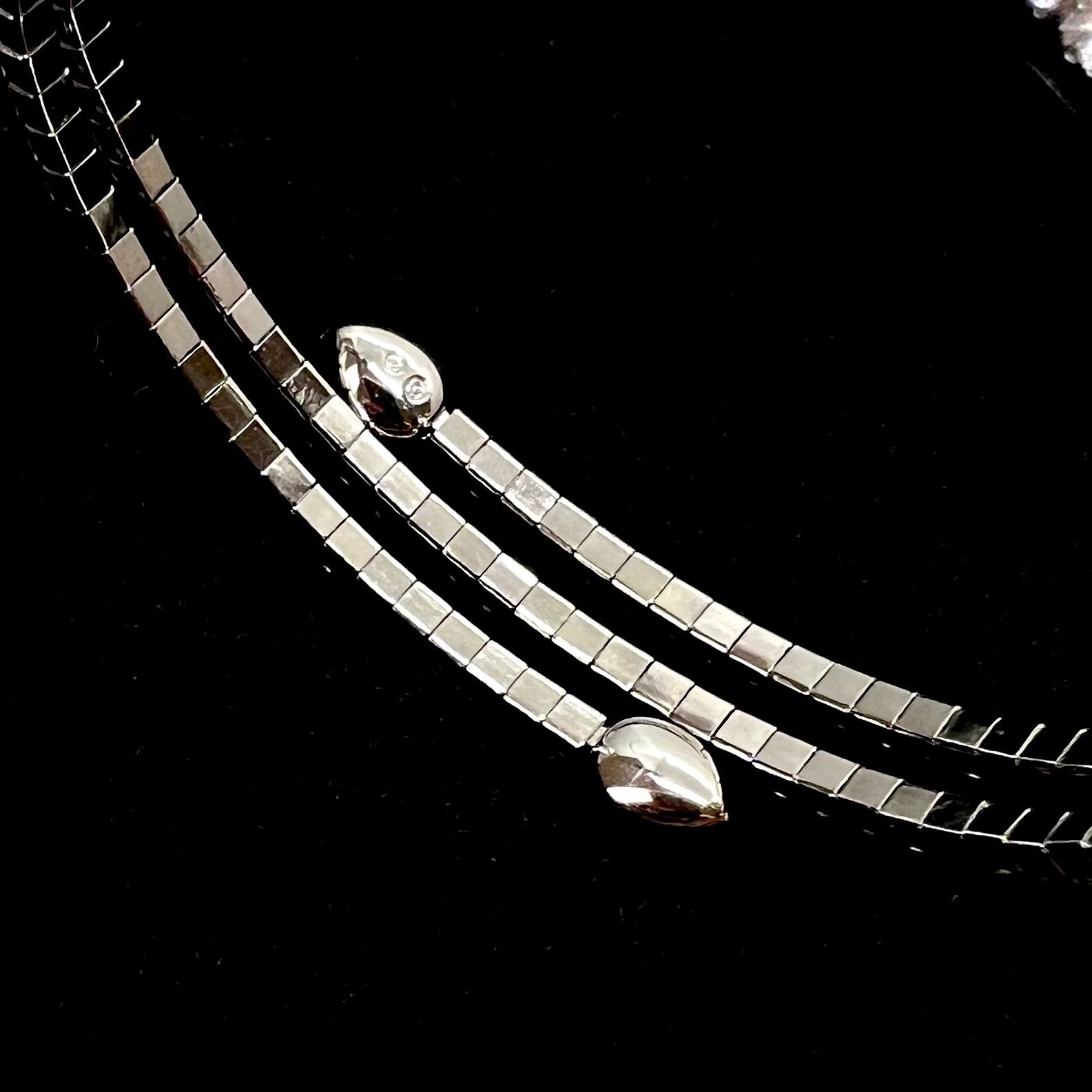 美品☆ SWAROVSKI スワロフスキー Twisty Drop ツイスティ ドロップ 