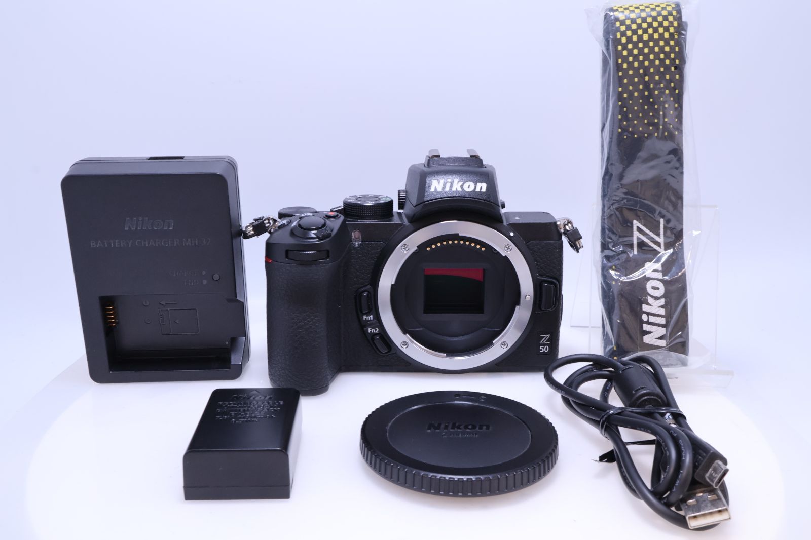 【5,099回 極美品】Nikon Z50 ボディ ブラック ミラーレス一眼カメラ