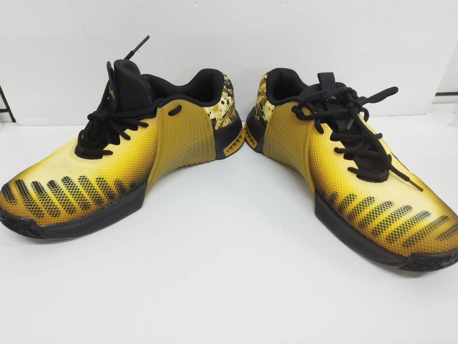 未使用に近い】NIKE ナイキ メトコン 9 AMP/トレーニングシューズ/26.5 