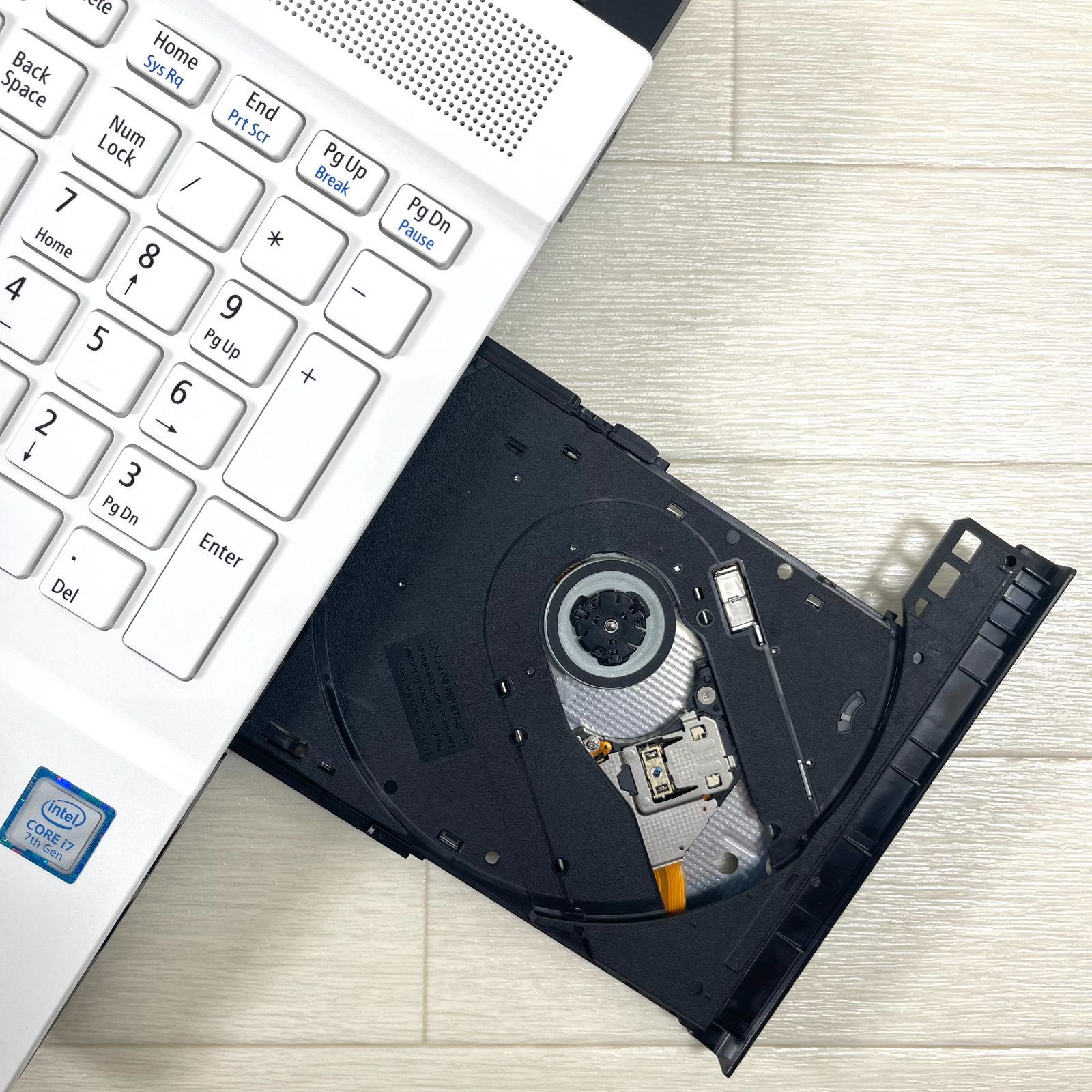 NEC LAVIE i7/SSD512GB/Win11 ノートPC - メルカリ
