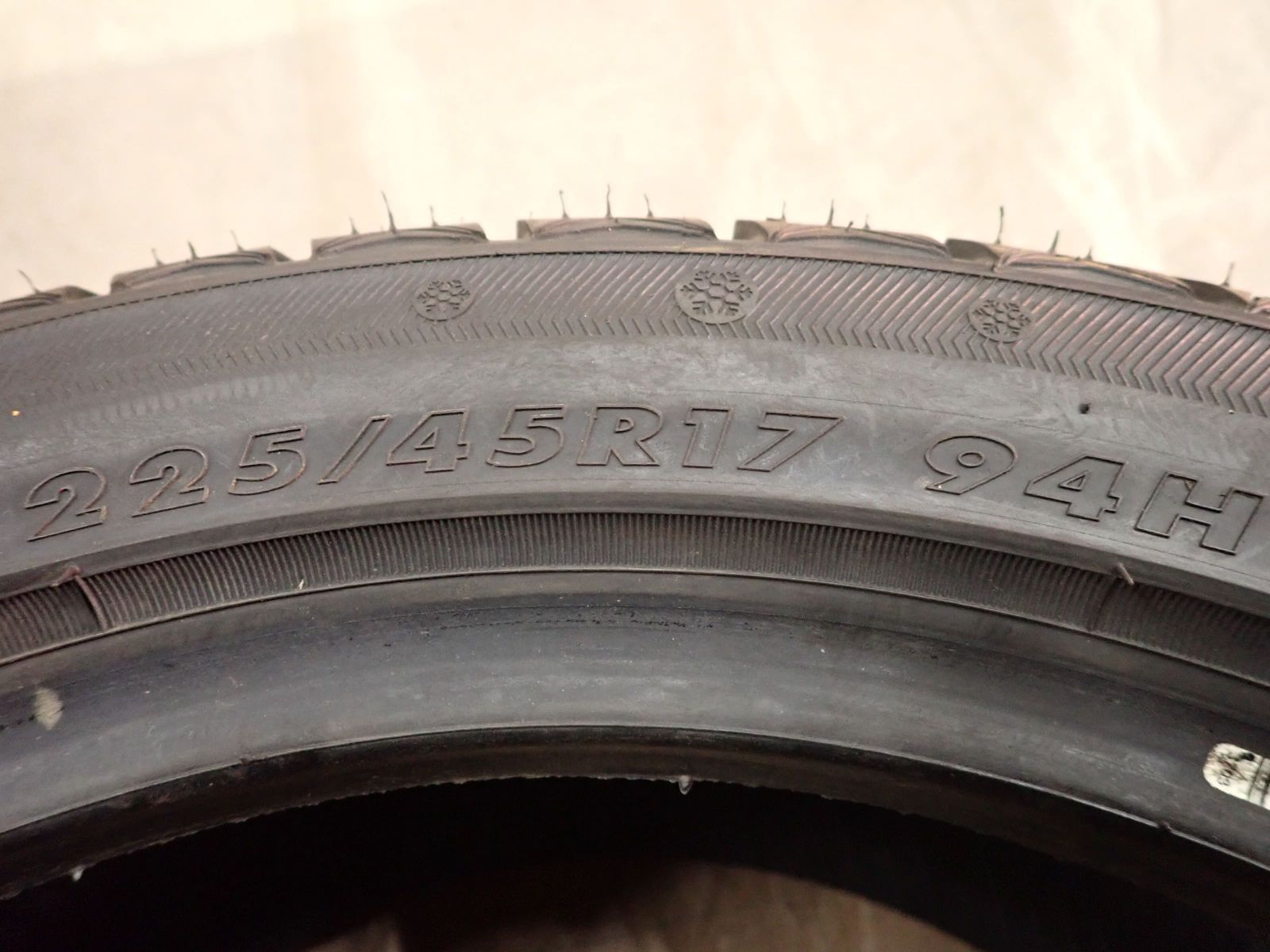 冬4本SET 会社宛 送料無料 225/45R17 94H MAXTREK TREK M7 2024年製 