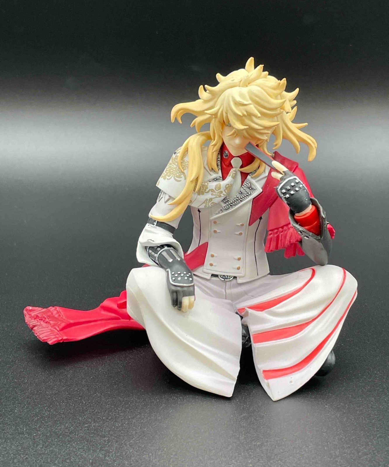 刀剣乱舞　一文字則宗ぬーどるストッパーフィギュア 難あり】刀剣乱舞 一文字則宗 ぬーどるストッパーフィギュア - メルカリ