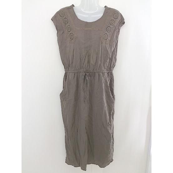 ◇ A day in the life UNITED ARROWS フレンチスリーブ 花柄 膝下丈 ワンピース グレージュ レディース 【中古】 【1203090000366】
