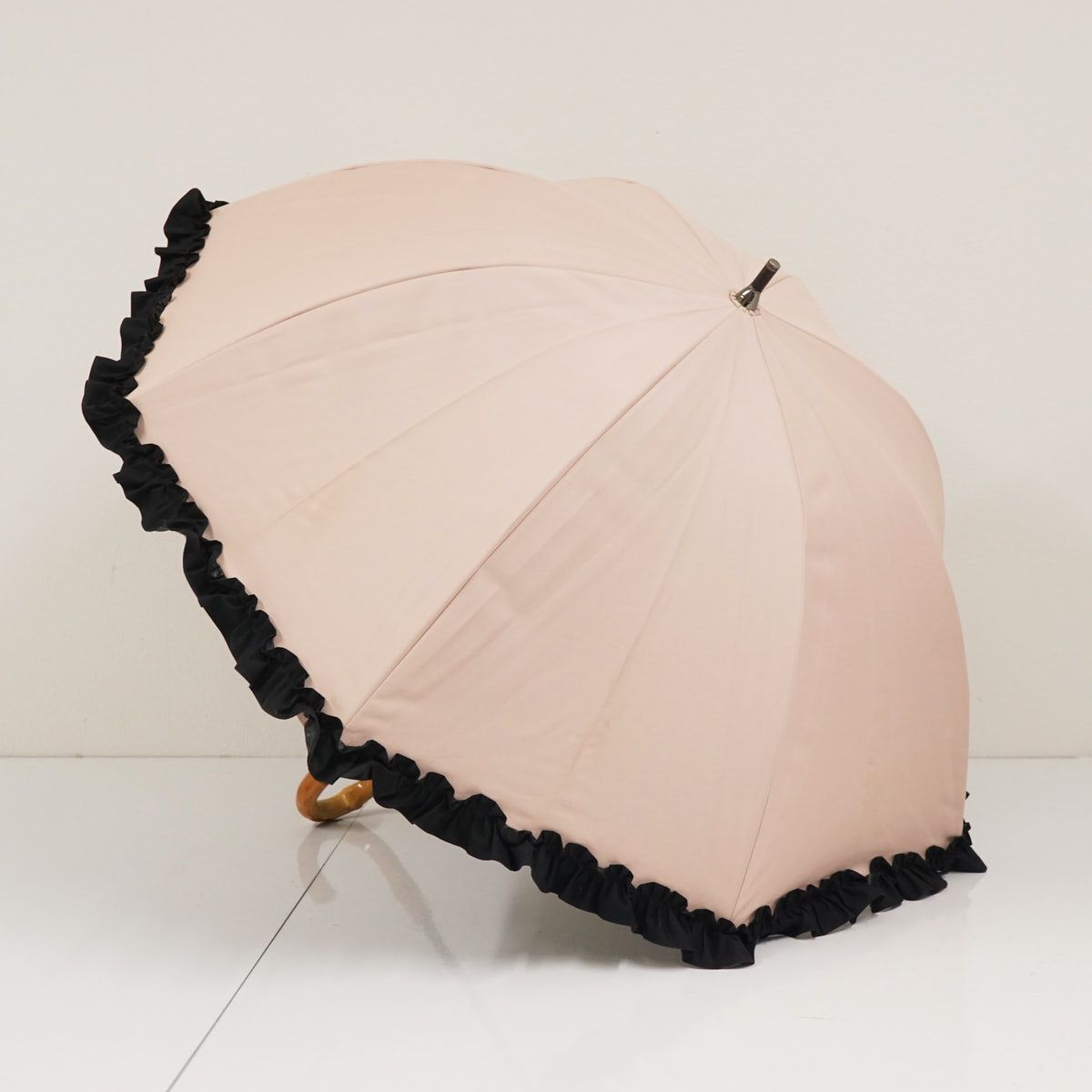 芦屋ロサブラン 完全遮光日傘 USED品 ショートサイズ フリル ピンク×ブラック 紫外線カット 遮熱 UV Rose Blanc 50cm S3853