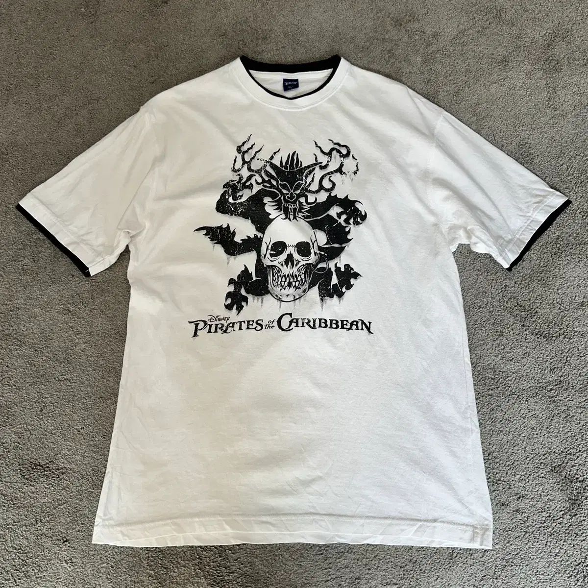 ディズニー パイレーツ・オブ・カリビアン グラフィック リンガーTシャツ L