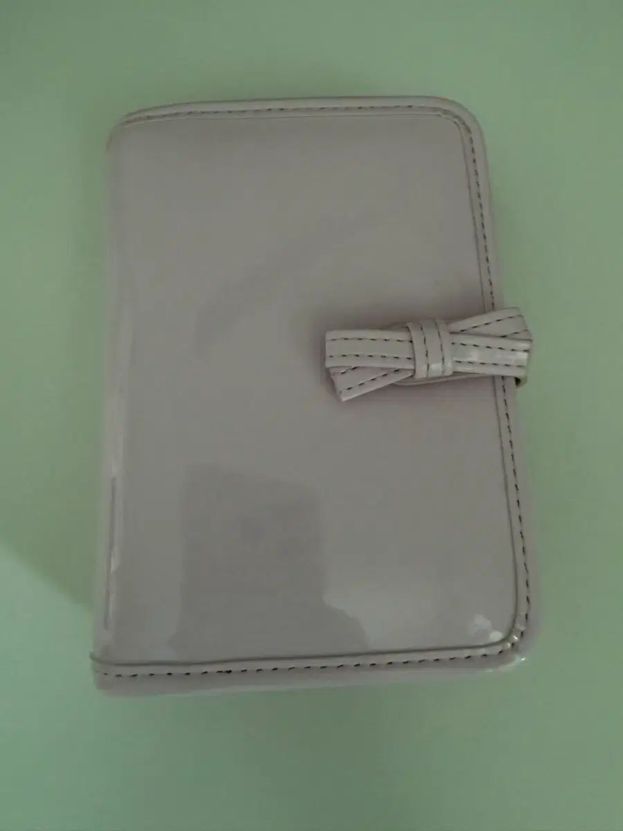 SAINT LUIS(セントルイス)クリーム リー RIBBON DIARY m5