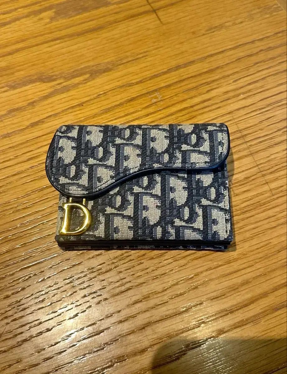 ディオール オブリーク 二つ折り財布