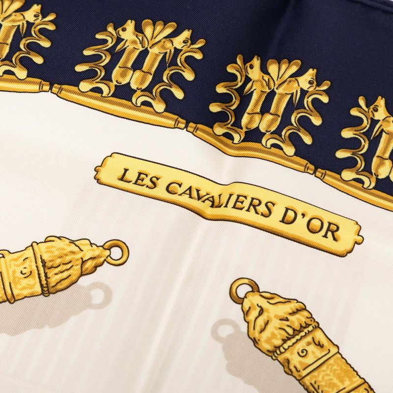 エルメス カレ90 LES CAVALIERS D'OR 黄金の騎士 スカーフ ネイビー